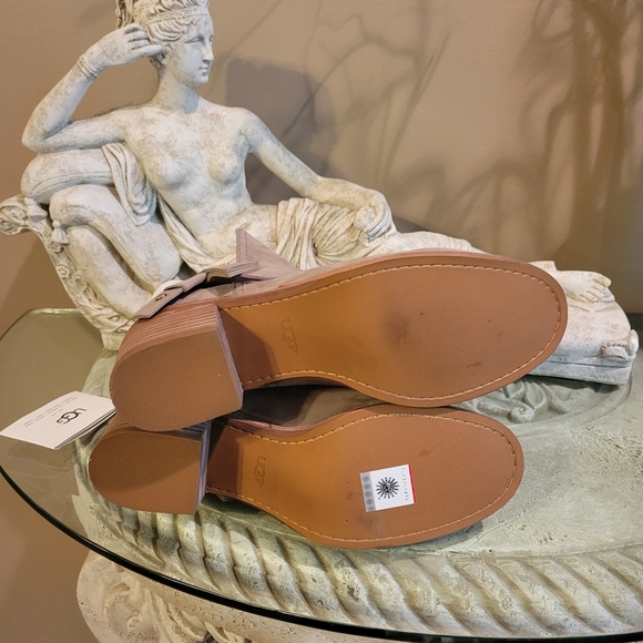 Ugg Elora Suede Ankle Boot in Nubuck size 8.5 #457 - Picture 12 of 16